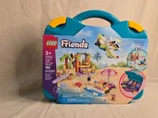 LEGO FRIENDS: Creative Beach and Travel Suitcase (42672)
