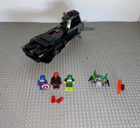 Lego 76048 Iron Skull Sub Attack Super Heroes