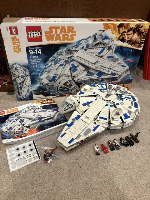 100% Complete - LEGO Star Wars: Kessel Run Millennium Falcon (75212)