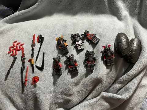 LEGO NINJAGO VERMILLION FIGURE LOT | GOOD CONDITION | FIGURES AND ACCESSORIES