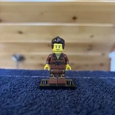 Lego Ninjago Rebooted Dareth Toys R Us Exclusive Minifigure 5002144 authentic