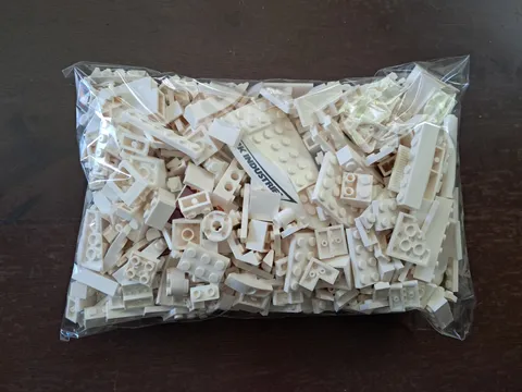Authentic White LEGO Bricks Bulk Lot / Cleaned and Color-Sorted / 1lb bag