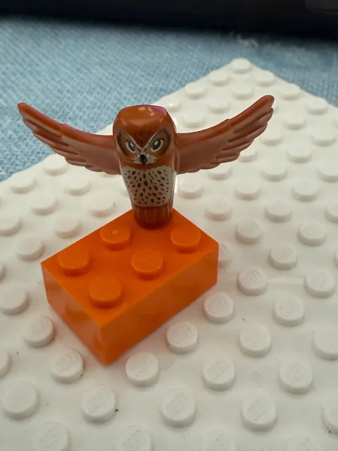 LEGO Owl Figure – Dark Orange, Spread Wings, Painted Face