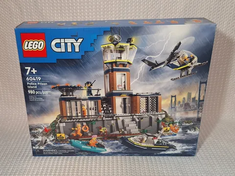2024 Lego City Police Prison Island Set #60419 New Sealed