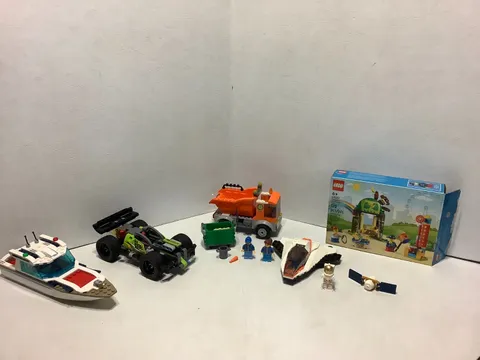 Lot of Misc Lego City Dive Yacht Technic Garbage Truck Satellite Service Mission
