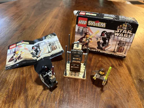 LEGO Star Wars: Lightsaber Duel (7101) 100% Complete w/ Instructions, Box