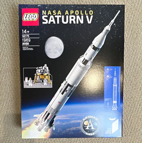 LEGO Ideas NASA Apollo Saturn V 92176 1969pcs 14+ Brick Separator Box