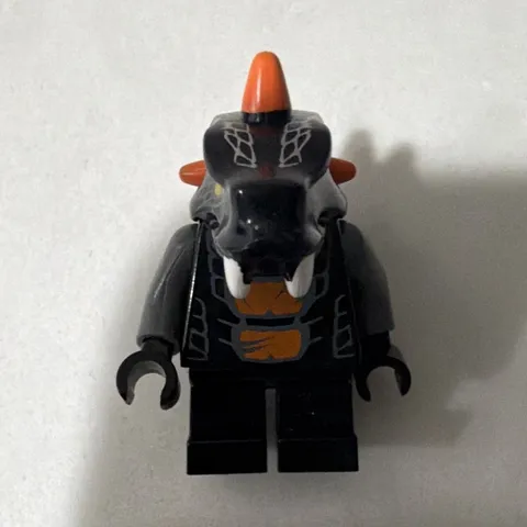 LEGO Ninjago Bytar minifigure, a Serpentine Snake Warrior.