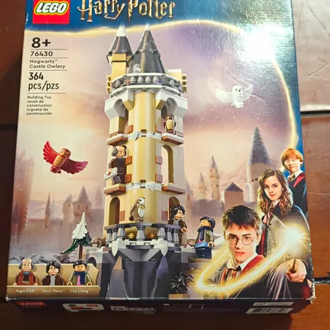 LEGO Harry Potter Hogwarts Castle Owlery 76430 364 pcs 8+ Collectible Portraits