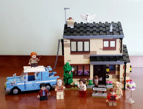 LEGO Harry Potter 4 Privet Drive Set #75968 Pre-Owned by Adult No Manual or Box