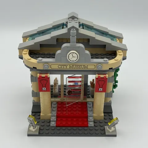 lego city: museum break-in 60008 (incomplete)