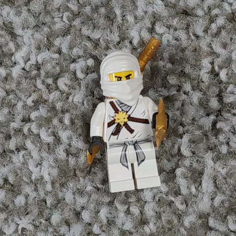Zane njo0001 2507 Golden Weapons Ice Ninja Ninjago LEGO® Minifigure Mini Figure