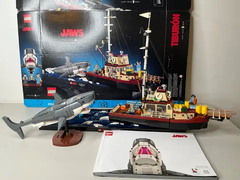 Lego Ideas Jaws 21350 PRE-BUILT