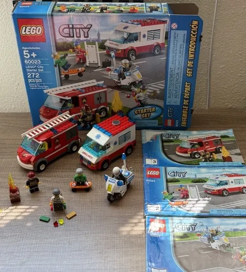 LEGO 60023 City: Starter Set (Ambulance Fire Police) 100% Complete + Box EUC!!