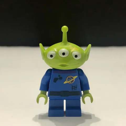 LEGO Toy Story Yellow Splotch on Face 7596 Trash Escape Alien Minifigure toy015