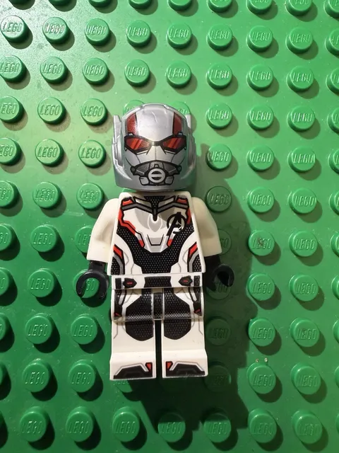 LEGO Marvel Minifigure - Endgame White Jumpsuit Ant-Man Scott Lang - SH0563
