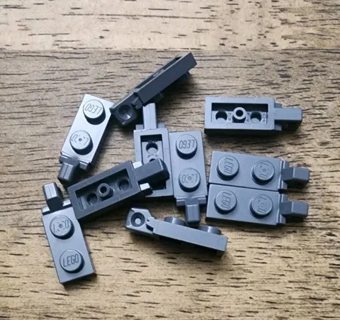 LEGO Dark Bluish Gray Hinge Plate 1 x 2 Locking, 1 Finger. QTY 10. Part 44301b