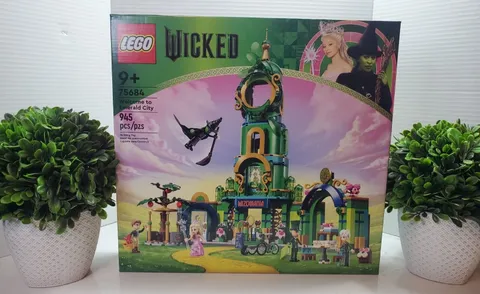 LEGO Wicked Welcome to Emerald City 75684 Building Set 🟢⭐ New 2024
