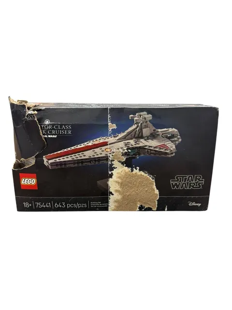 LEGO Star Wars Venator-Class Attack Cruiser 75441 643pcs Complete set