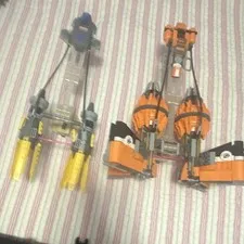 Sebulba and Anakin’s pod racers with 5 minifigs