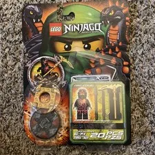 Lego Ninjago Spinjitzu NRG Cole 9572 Golden Weapon US Retail RARE 