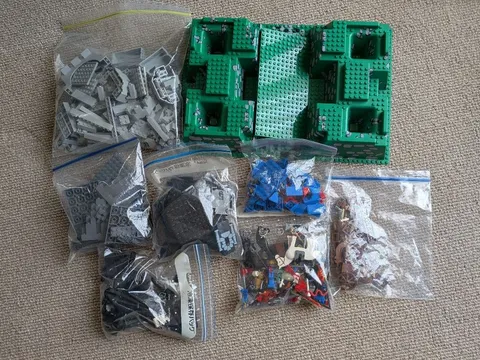 LEGO Knights' Kingdom 10176 King's Castle - Complete Set