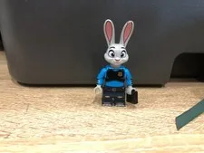 LEGO Zootopia Judy Hopps minifigure custom pad printed with badge