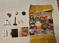 Lego Minifigure Snowman Series 23 Collectible Minifigures 71034 (opened)
