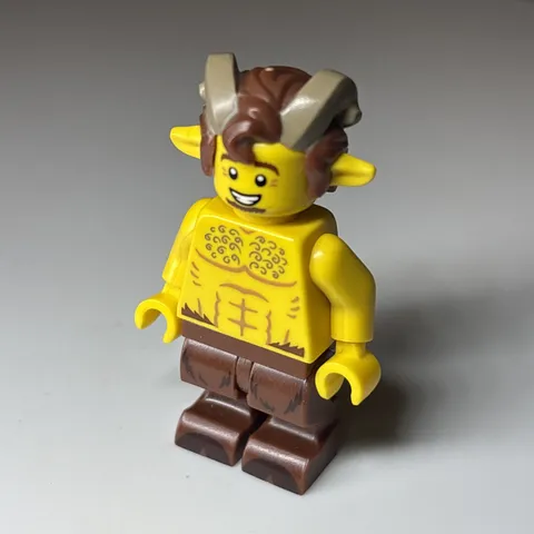 LEGO Faun Collectable Minifigure Series 15 71011 (col234)