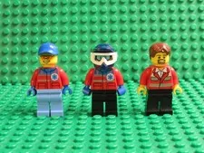 Lot of Lego CITY Minifigures Red Uniform Star of life Paramedic EMT Hospital PM9