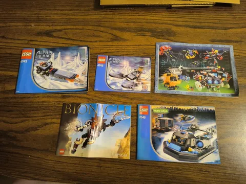 Vintage 02-04 LEGO Instruction 5 Manuals Lot - Alpha Team, Bionicle, World City