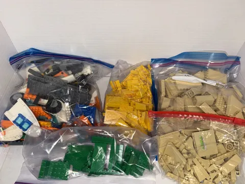 LEGO Bulk Lot Sold by the lb Assorted Bricks Plates Pieces Colors 4+ Lbs Lot 3