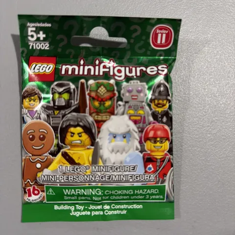 LEGO Series 11 Yeti Collectible Minifigures 71002 CMF SEALED Abominable Snowman