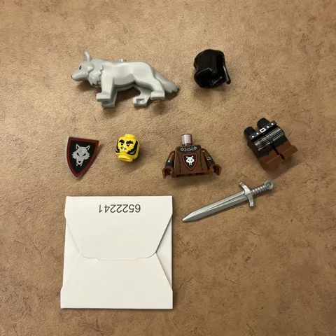 Lego CMF Series 27 Wolfpack Beastmaster Minifigure Brand New!!!