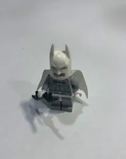 Lego Arctic Batman Minifigure With Batarang