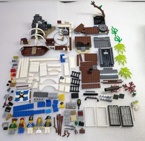 LEGO Minifigure Pirates Parts Lot Set Bulk Sale