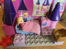 Disney Sleeping Beauty Aurora Chamber Duplo