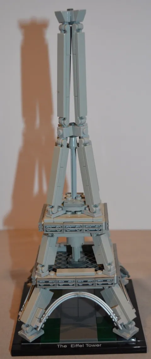 Lego Architecture The Eiffel Tower Complete Set (21019) Used 99% Complete