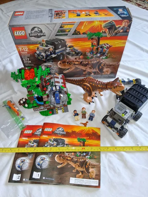 LEGO Jurassic World 75929 Carnotaurus Gyrosphere Escape Used Complete With Box