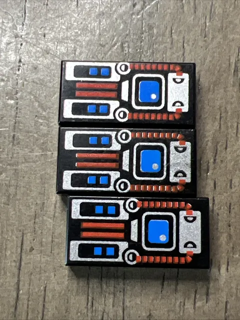 Lego 3069px28 Black Tile 1x2 w/ Spyrius Blue Screen Silver Red Panel 3 Pieces