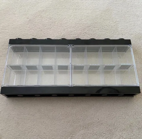 LEGO x Room Copenhagen 16 Minifigure Storage Display Case (Black)