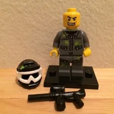 LEGO® Paintball Player Minifigure Collectible Series 10 - CMF 71001 Retired Set