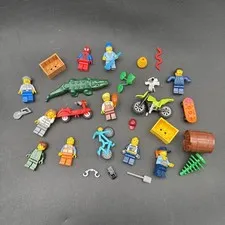 LEGO Mini Figure Figs Minifigs Figures Assorted Figures and Accessories Lot