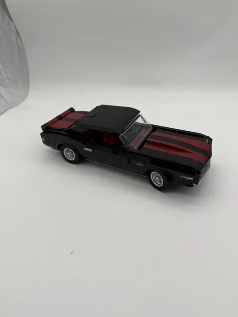 LEGO Icons: Chevrolet Camaro Z28 (10304) - Pre-built - READ