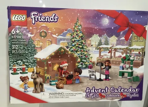Lego 41706 Friends Christmas Holiday Advent Calendar 312 Piece Set  NEW Sealed