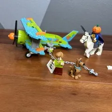 LEGO Mystery Plane Adventures 75901 SCOOBY DOO! Almost Complete