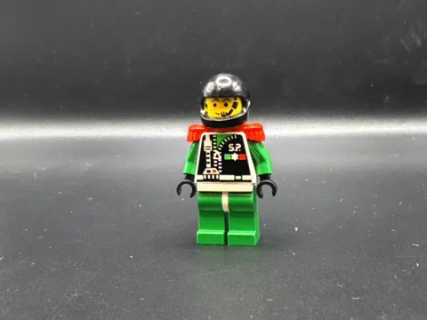 LEGO MINIFIGURE SPACE POLICE 2 CHIEF (CAPTAIN MAGENTA) SP038