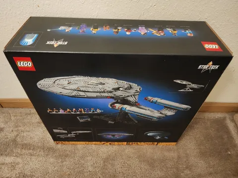 NEW Lego Star Trek TNG Enterprise D 1701-D set 10356 SEALED WITH MINIFIGS