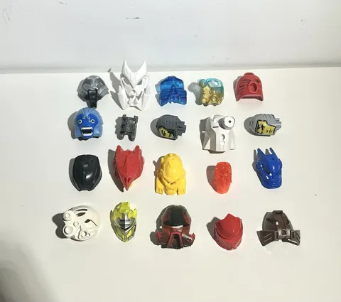 Lot of 20 LEGO Bionicle Plastic Masks Mixed Colors and Styles and Heads