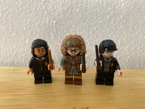 LEGO Harry Potter Minifigure Professor Sybill Trelawney Parvati 76396 Lot 3